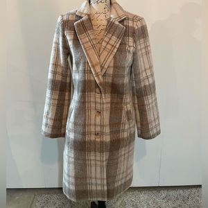 NWOT BB Dakota Coat